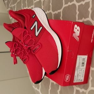 New Balance Fresh Foam ROAV Shoes
